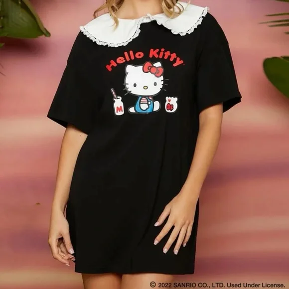 hello kitty black dress Hello Kitty 8" Halloween Plush (Black Dress)